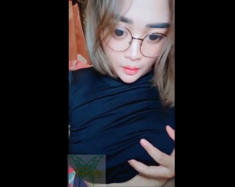 Gadis Smp Viral Pamer Nenen Di Grup Wa Sekolah