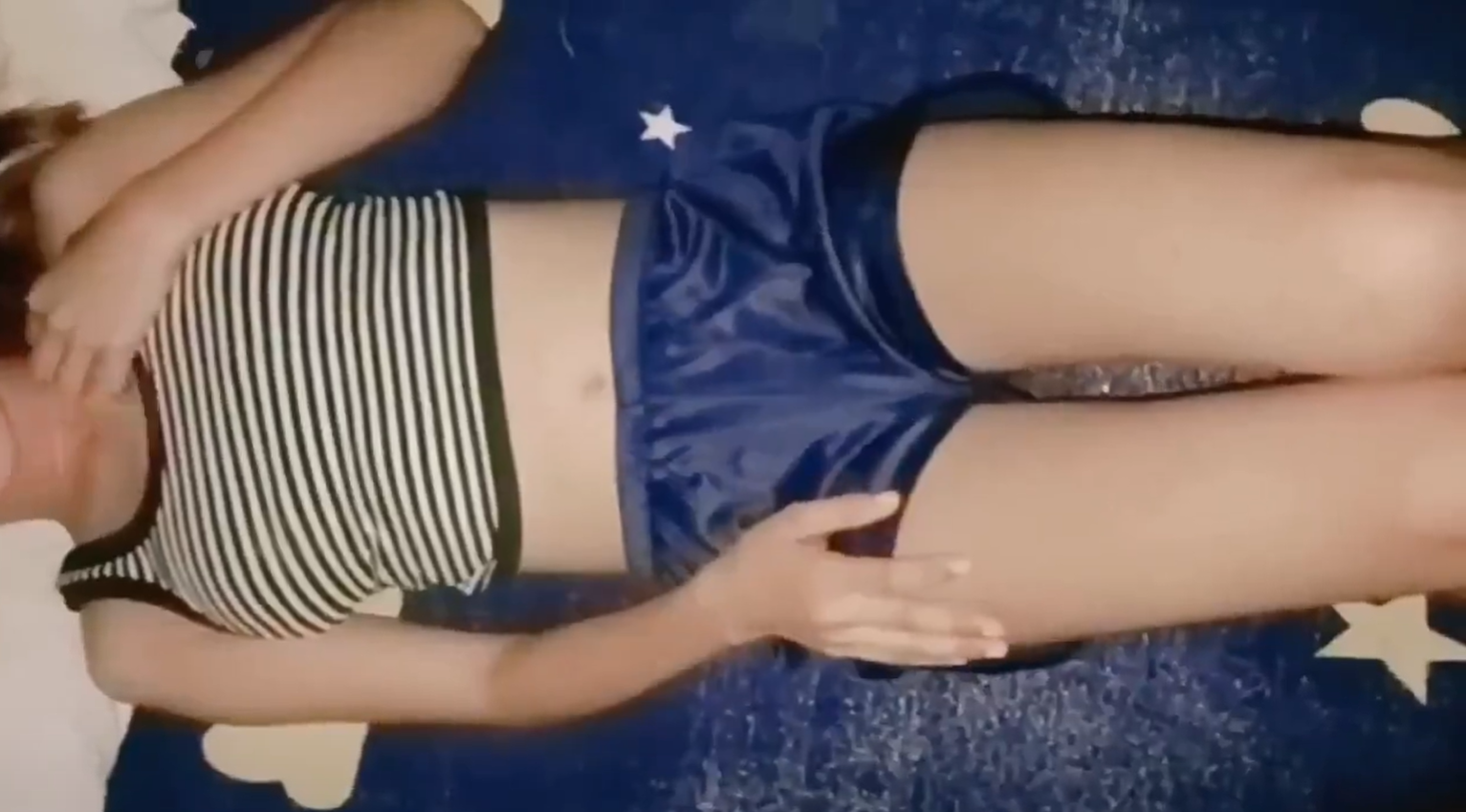 Indo Viral Gadis Mungil Yang Cantik Baru Pertama Kali Iclik Masih Sempit Dan Legit Gaada Duanya