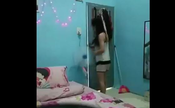 Goyangan Maut Dari Mahasiswi Saat Pulang Nobar Persib Bersama Pacar Malah Di Ajak Ke Kosan Viral Video Indo